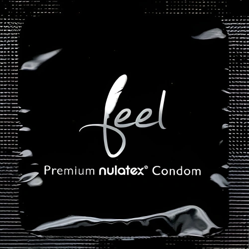 12 бр. Ултра тънки презервативи Feel Bare 0.03 мм [1]