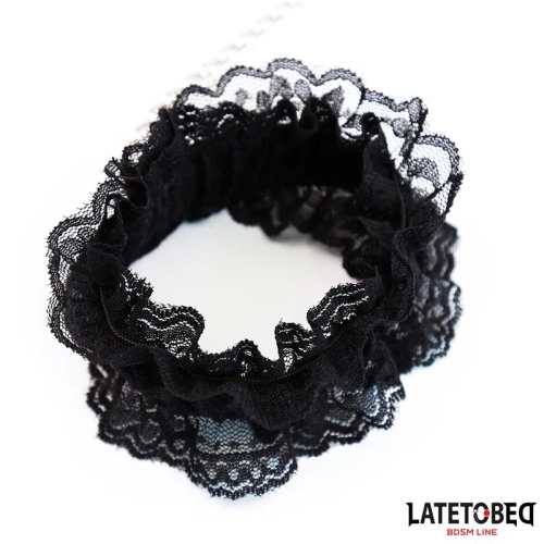 Дантелени ограничители за китки Late To Bed [3]