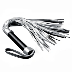 Камшик с ресни Struggle My Flogger сребрист